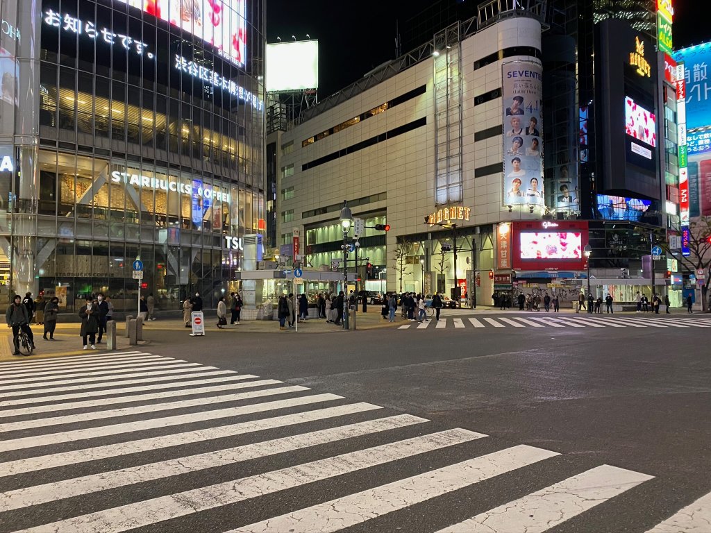 【オタクの暇つぶし】モスバーガー渋谷道玄坂店の【電源とWi-Fi】
